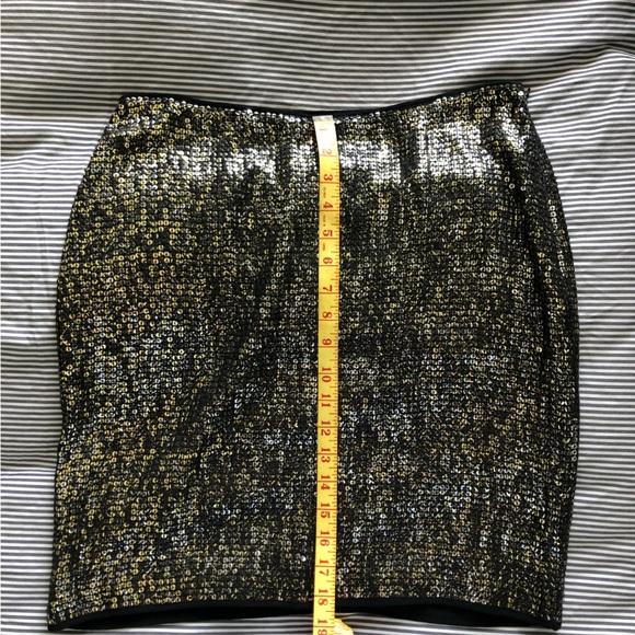 BCBG Sequin Mini Skirt - Picture 4 of 8